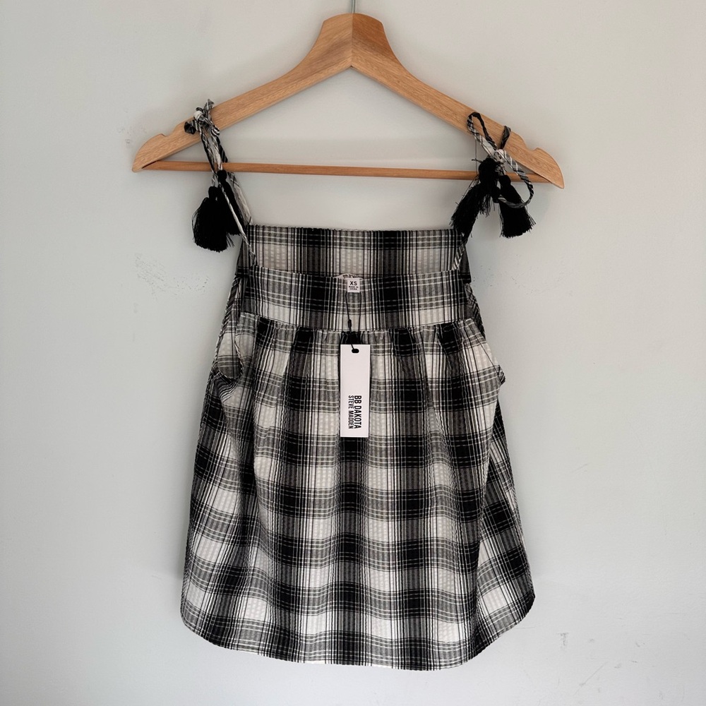 BB Dakota by Steve Madden cami. Black and white plaid. NWT. Size XS.